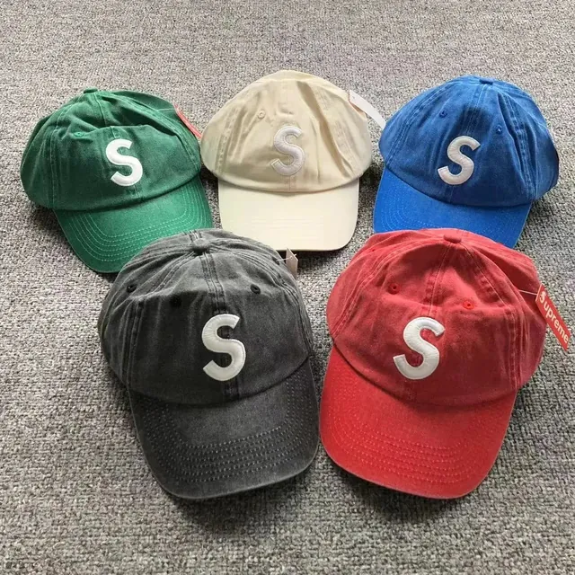 Supreme Red Box Logo Cap — catalog reference